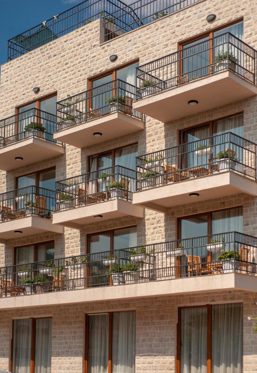 Hotel Twelve By Aycon Budva Dış mekan fotoğraf