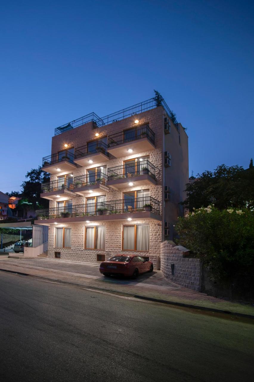 Hotel Twelve By Aycon Budva Dış mekan fotoğraf