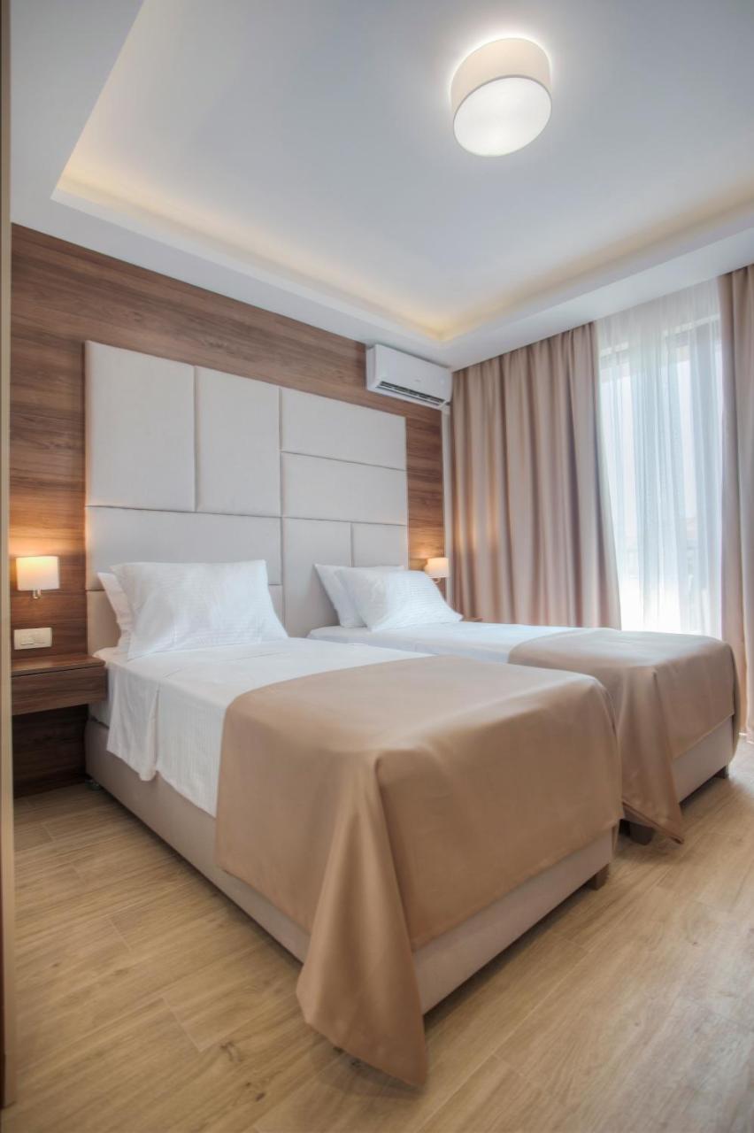 Hotel Twelve By Aycon Budva Dış mekan fotoğraf