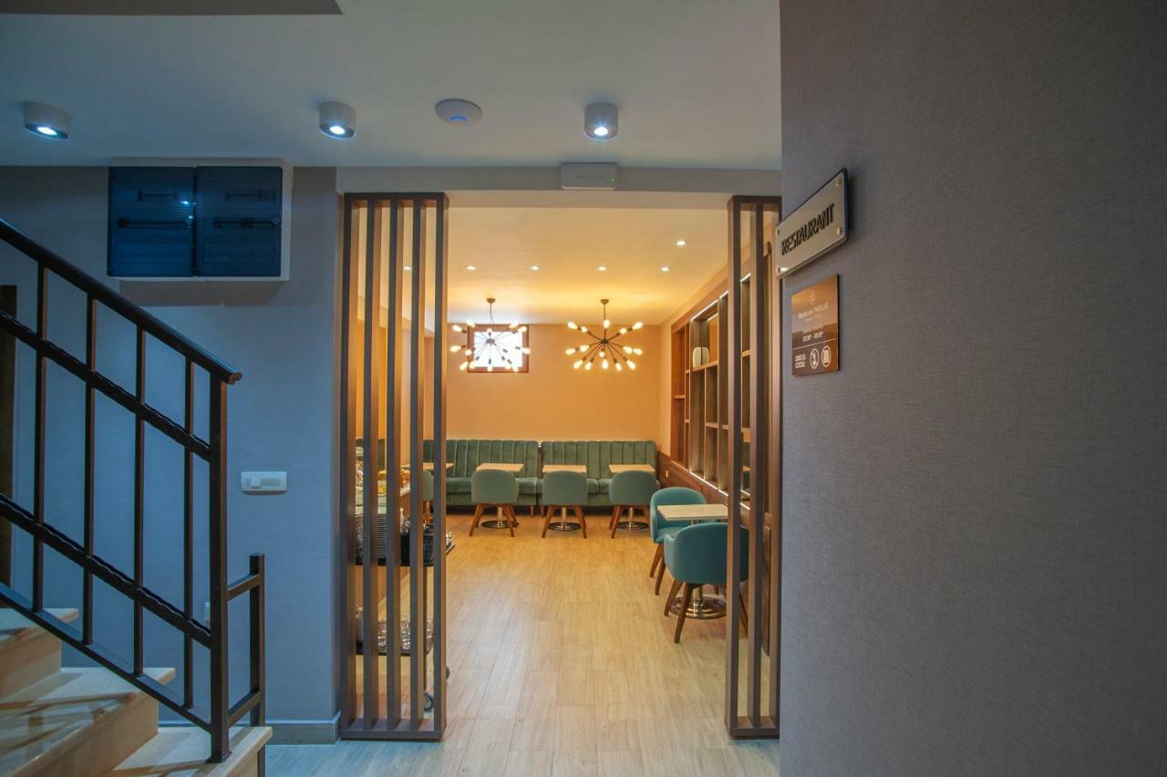Hotel Twelve By Aycon Budva Dış mekan fotoğraf
