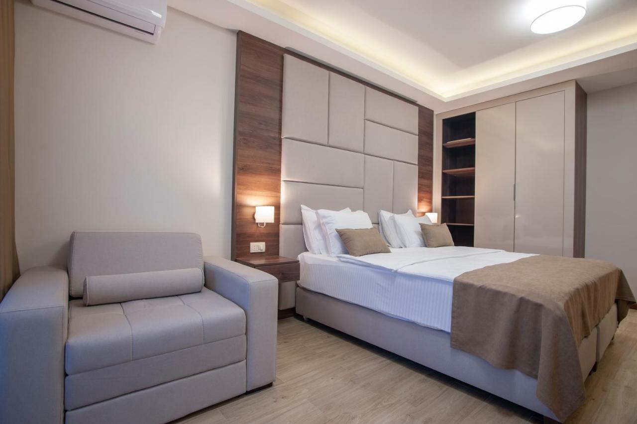 Hotel Twelve By Aycon Budva Dış mekan fotoğraf