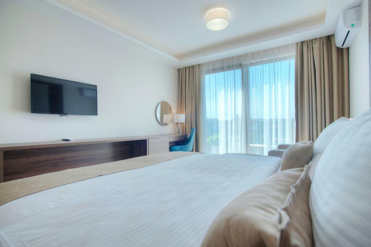Hotel Twelve By Aycon Budva Dış mekan fotoğraf